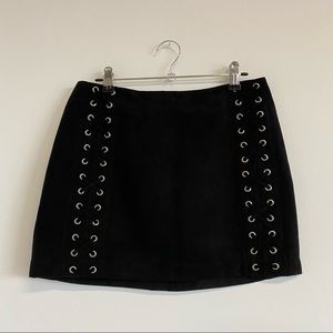 H&M black miniskirt
